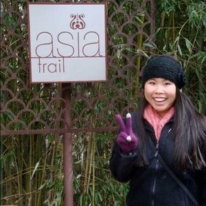 Meet your Posher, Jen 🖤